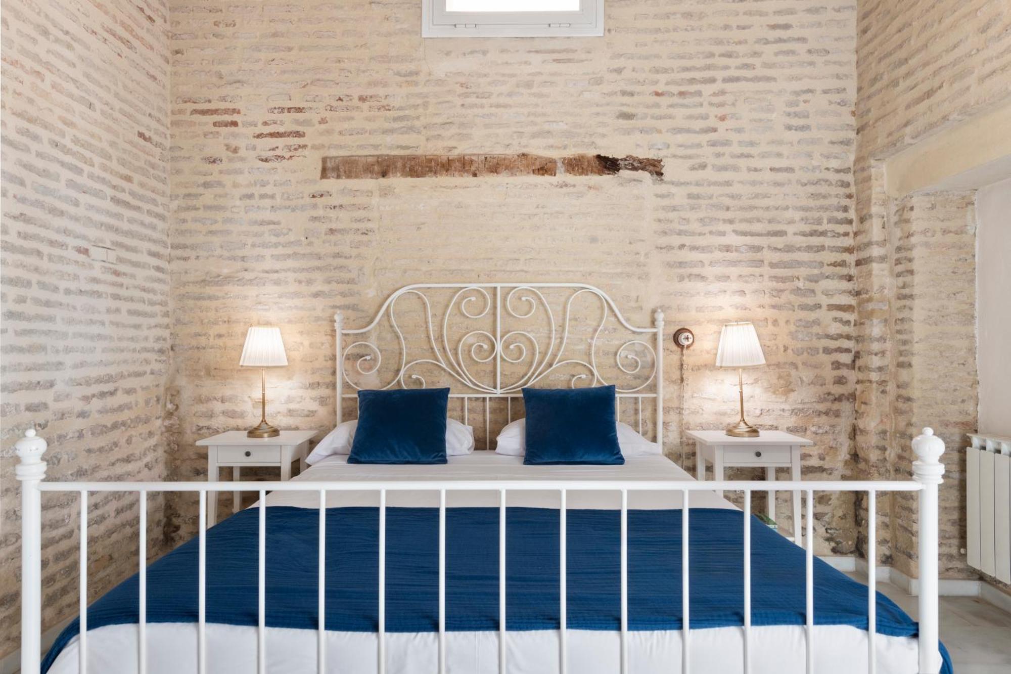 Unika Homes Hombre De Piedra Appartement Sevilla